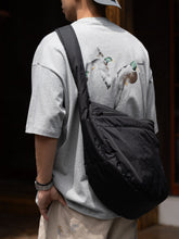 将图片加载到图库查看器，Crossbody Bag
